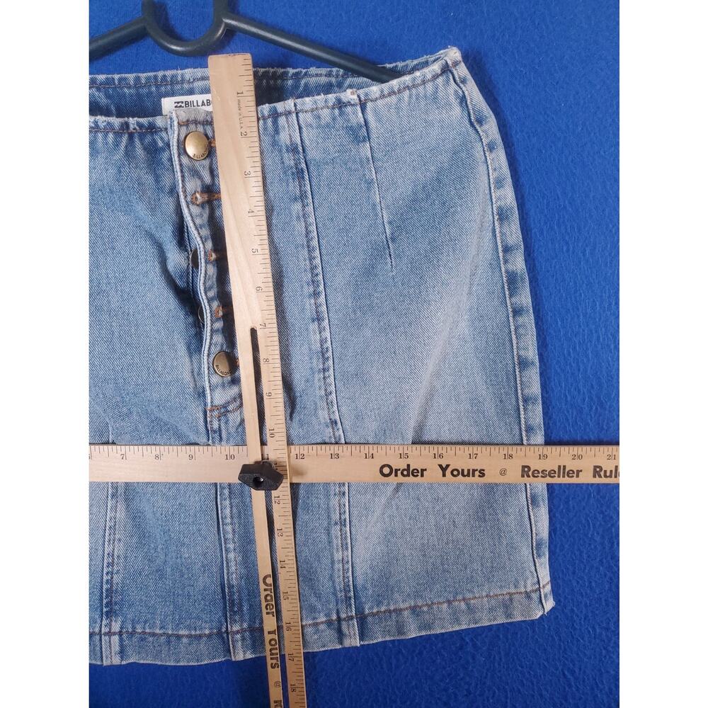 Billabong Denim Mini Skirt Womens Size 31 Blue Jean Button Front Panel - Picture 9 of 14